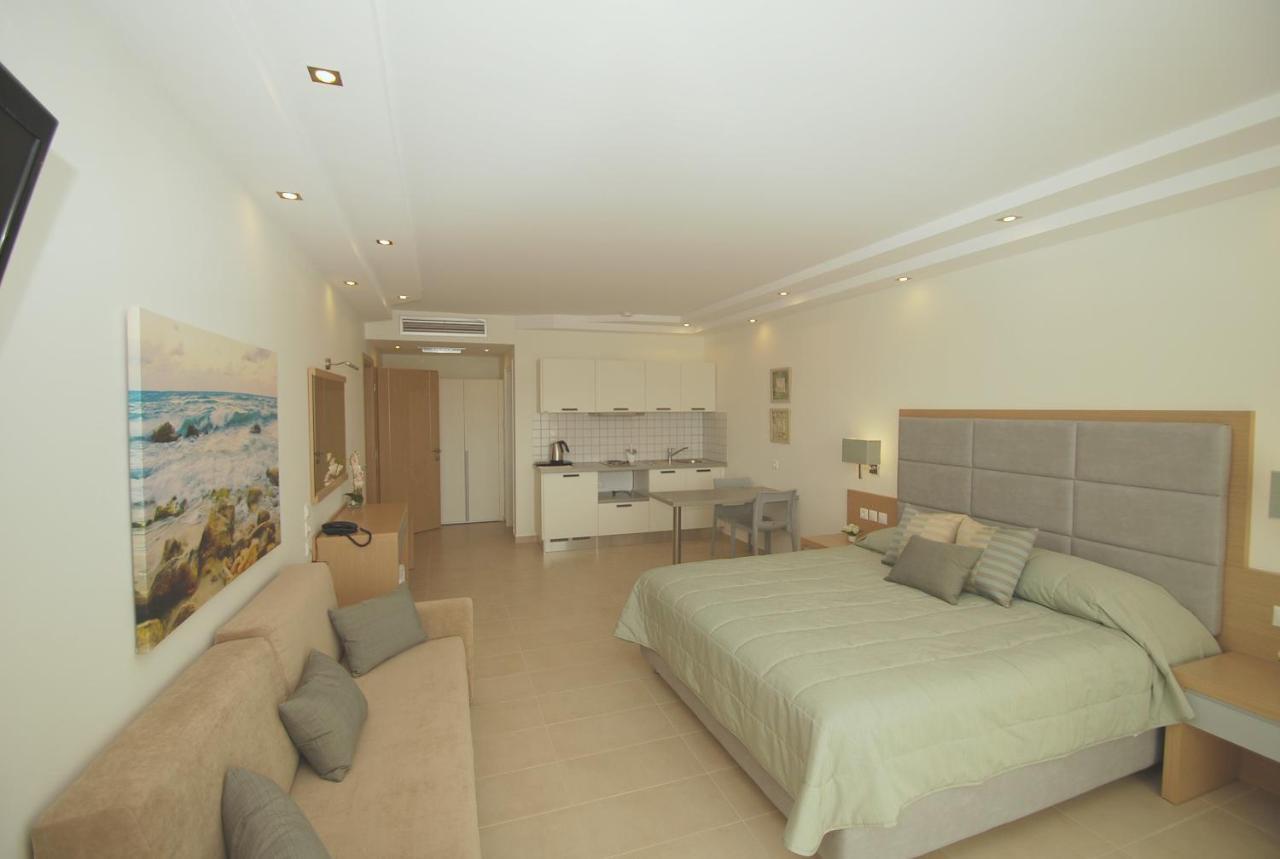 Skiathos Premier Troulos Rom bilde